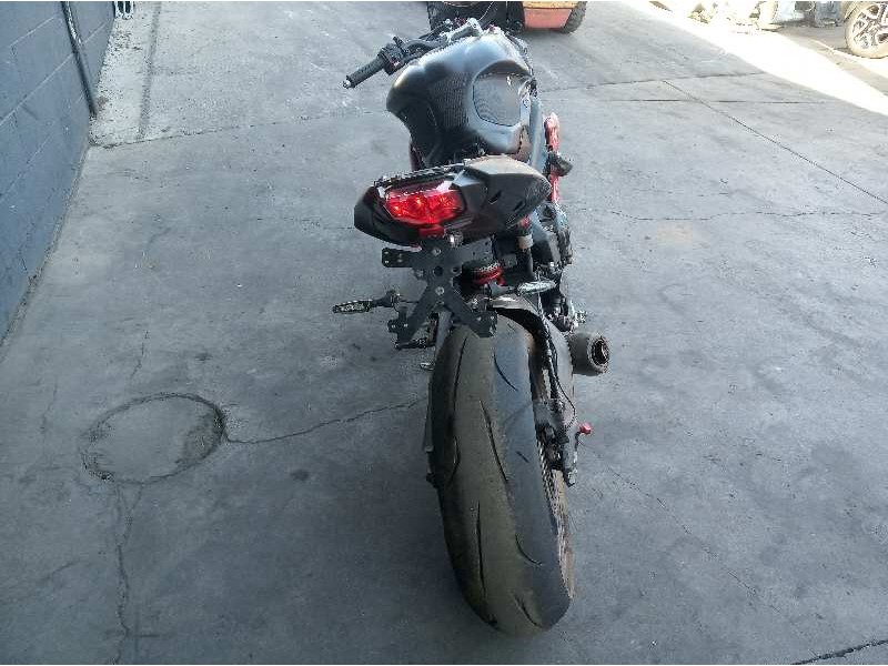 triumph street triple del año 2016