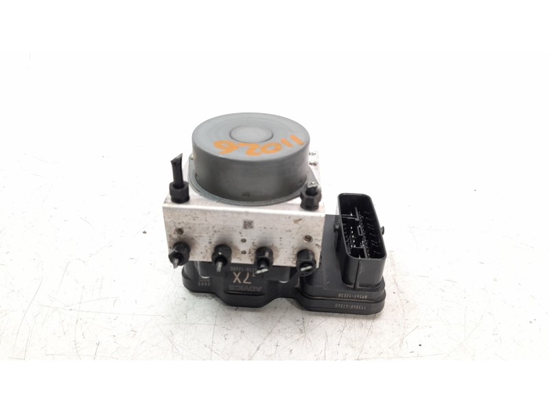 Recambio de abs para toyota corolla (e21) referencia OEM IAM 4451012600  