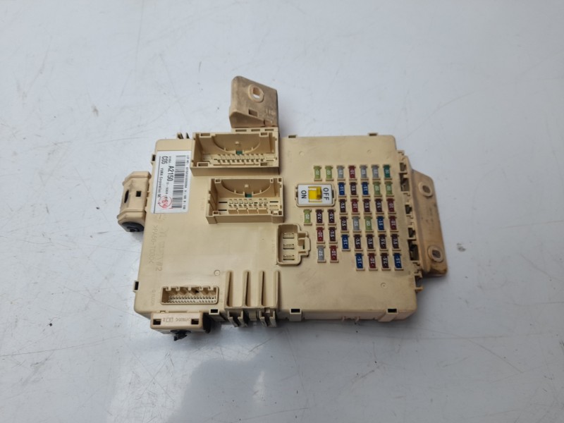 Recambio de caja reles / fusibles para kia cee´d 1.4 crdi cat referencia OEM IAM 91950A2150  