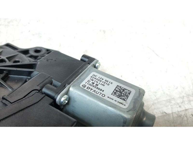Recambio de motor elevalunas delantero izquierdo para hyundai santa fe 2.2 crdi cat referencia OEM IAM 82450S1010  