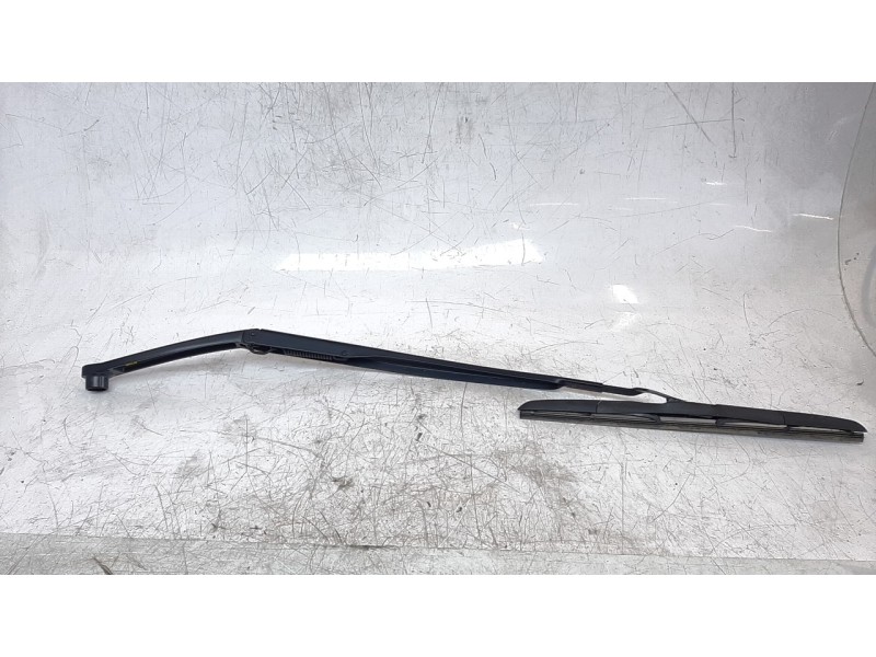 Recambio de brazo limpia delantero derecho para hyundai santa fe 2.2 crdi cat referencia OEM IAM 98321S1000  