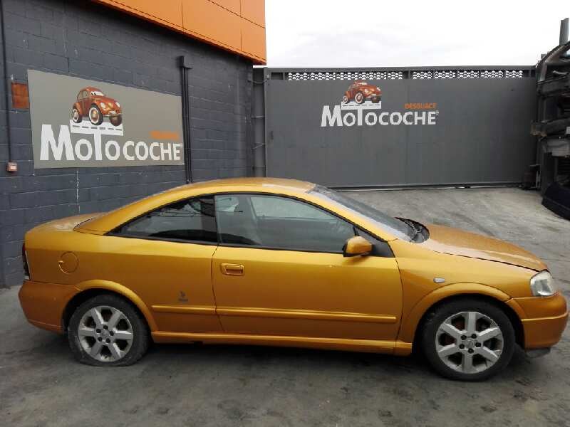 opel astra g coupé del año 2001