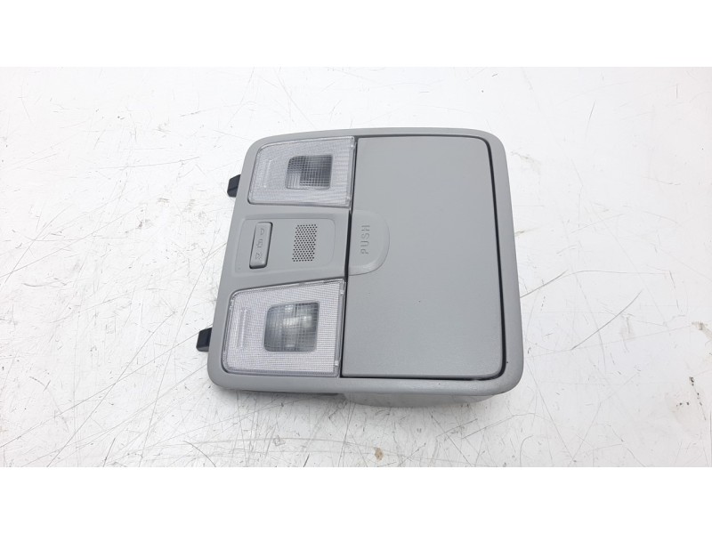 Recambio de luz interior para hyundai i20 1.2 16v cat referencia OEM IAM 92800C7000  