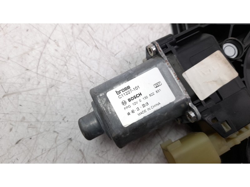 Recambio de elevalunas delantero derecho para ford mondeo lim. hybrid referencia OEM IAM DS73F23200BG  