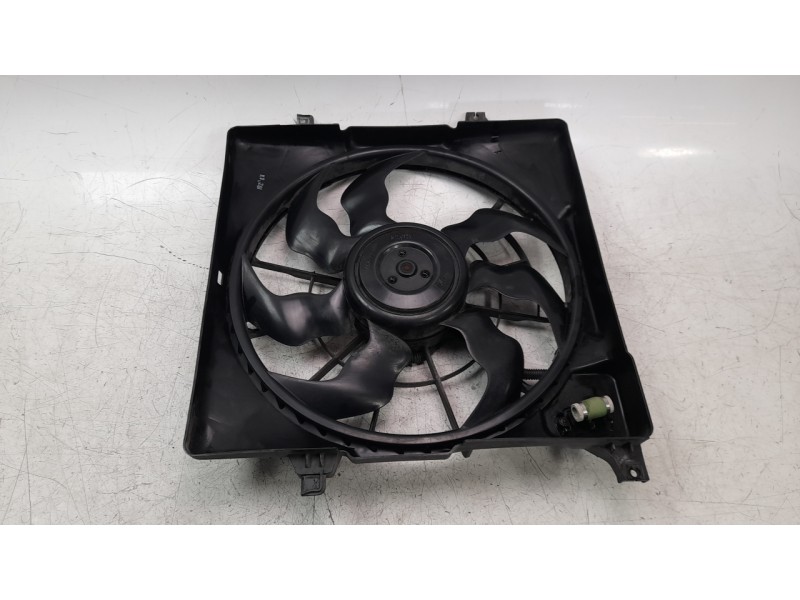 Recambio de electroventilador para hyundai tucson classic blue referencia OEM IAM 25380D7000  