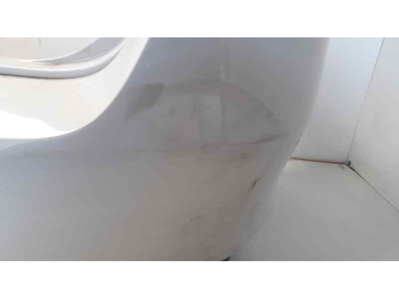 Recambio de paragolpes trasero para skoda rapid ambition referencia OEM IAM 5JH807421 107196810 SK3501051
