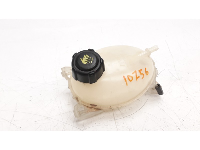 Recambio de deposito expansion para renault captur 1.5 dci diesel fap energy referencia OEM IAM 217107259R  