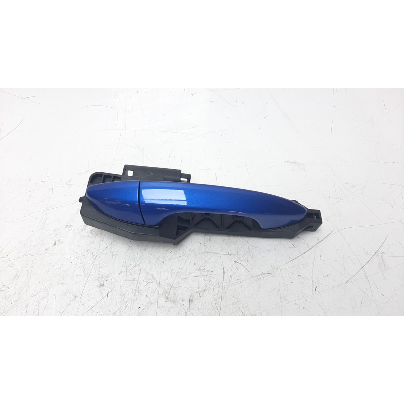 Recambio de maneta exterior delantera derecha para hyundai i20 1.2 16v cat referencia OEM IAM 82651R  