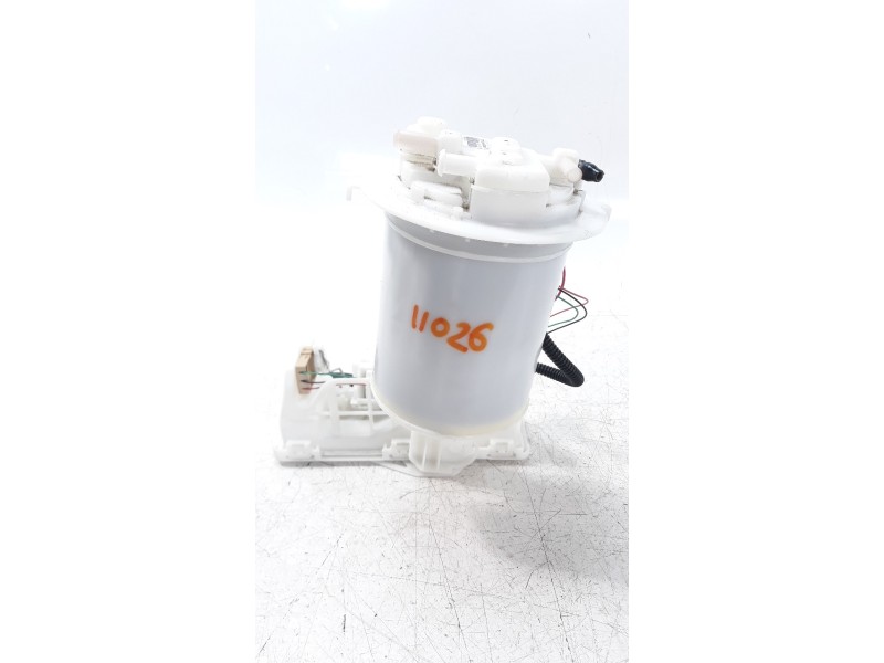 Recambio de bomba combustible para toyota corolla (e21) referencia OEM IAM 7702002C21  