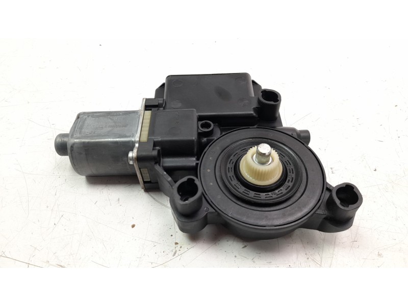 Recambio de motor elevalunas trasero izquierdo para volkswagen polo (6c1) crosspolo referencia OEM IAM 6R0959811N  