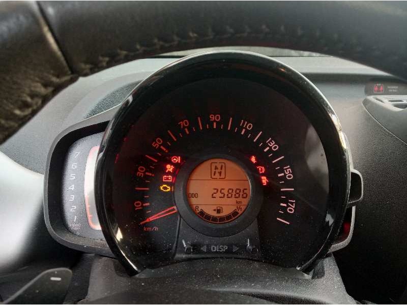 Recambio de cuadro instrumentos para toyota aygo 1.0 cat referencia OEM IAM 769167330U  