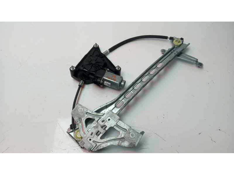 Recambio de elevalunas delantero derecho para toyota aygo 1.0 cat referencia OEM IAM 698100H031 106075801 