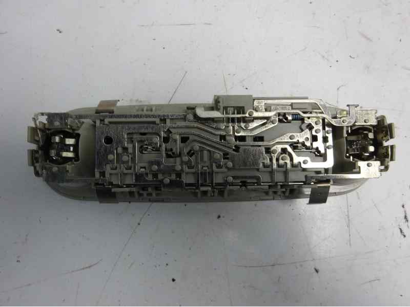Recambio de luz interior para audi a4 ber. (b8) e referencia OEM IAM   