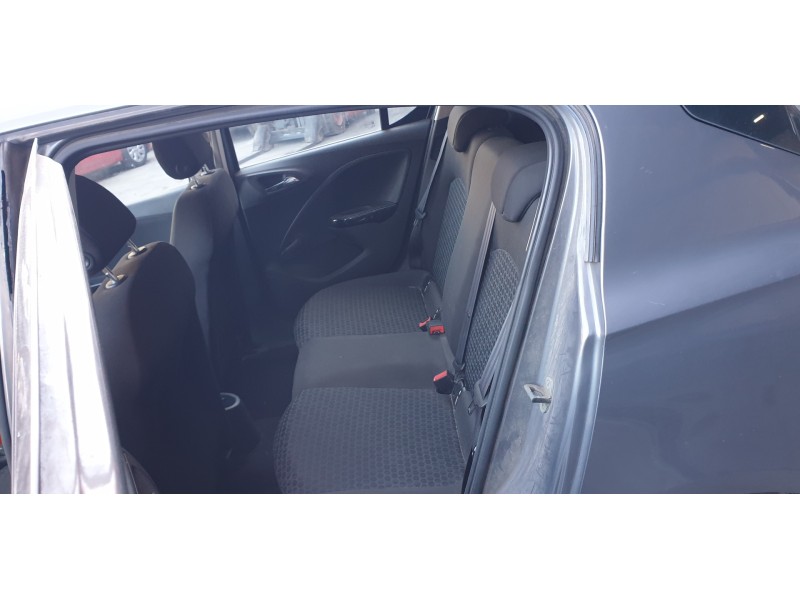 opel corsa e del año 2015