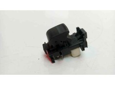 Recambio de mando elevalunas delantero derecho para toyota aygo 1.0 cat referencia OEM IAM 8481052030 IAF810068HQ EWSTY005