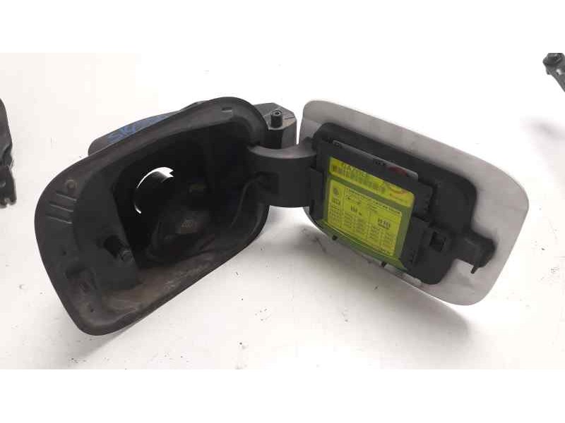 Recambio de tapa exterior combustible para skoda rapid ambition referencia OEM IAM 5JA809999A  
