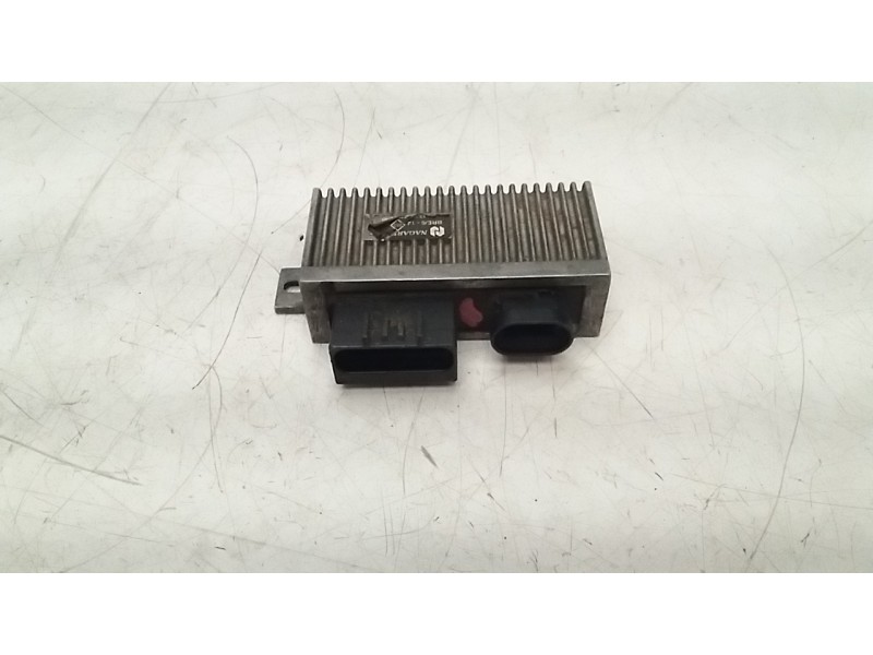 Recambio de caja precalentamiento para renault scenic (ja..) 1.9 dti diesel cat referencia OEM IAM 7700111525  
