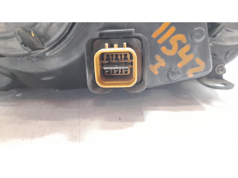 Recambio de faro izquierdo para hyundai elantra (xd) 2.0 crdi cat referencia OEM IAM 921012D110  HN0314804