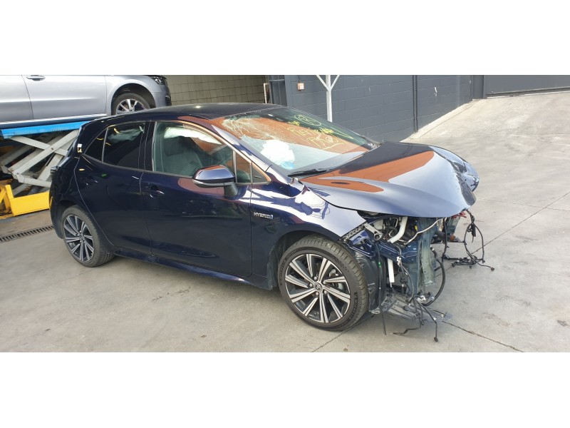 toyota corolla (e21) del año 2022