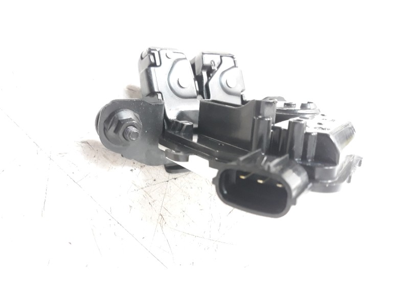 Recambio de cerradura maletero / porton para toyota corolla (e21) referencia OEM IAM 6935002100  