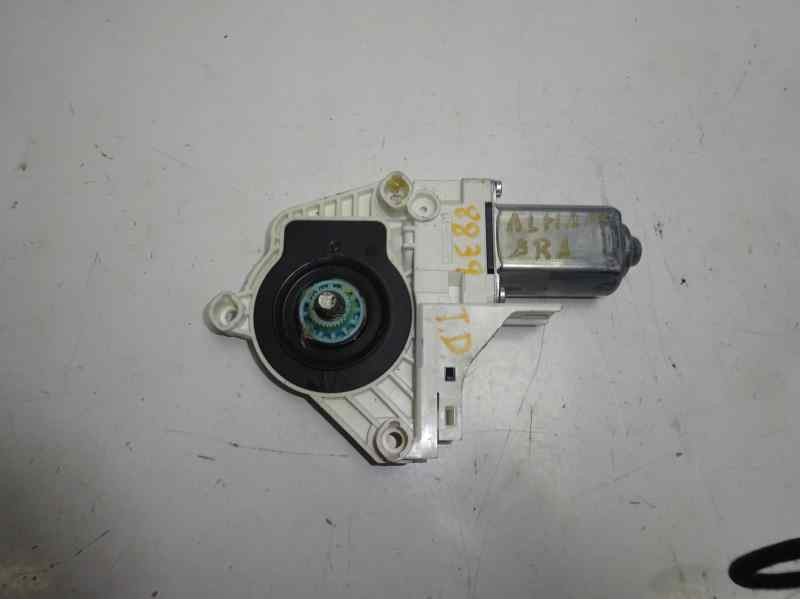 Recambio de motor elevalunas trasero derecho para seat alhambra (711) style referencia OEM IAM 8K0959801B 1036919810200 