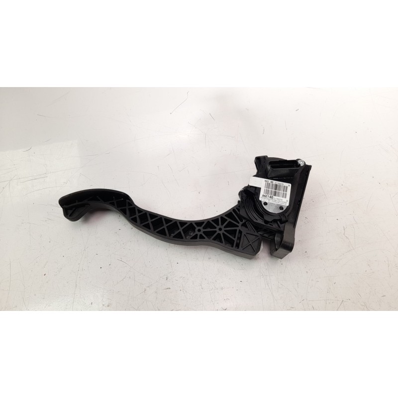 Recambio de potenciometro pedal para citroen c4 picasso 1.2 12v e-thp referencia OEM IAM 9674829780 86ET402176370 