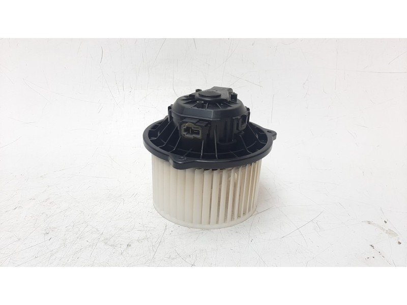 Recambio de ventilador calefaccion para hyundai i20 1.2 16v cat referencia OEM IAM F00S3B2542  