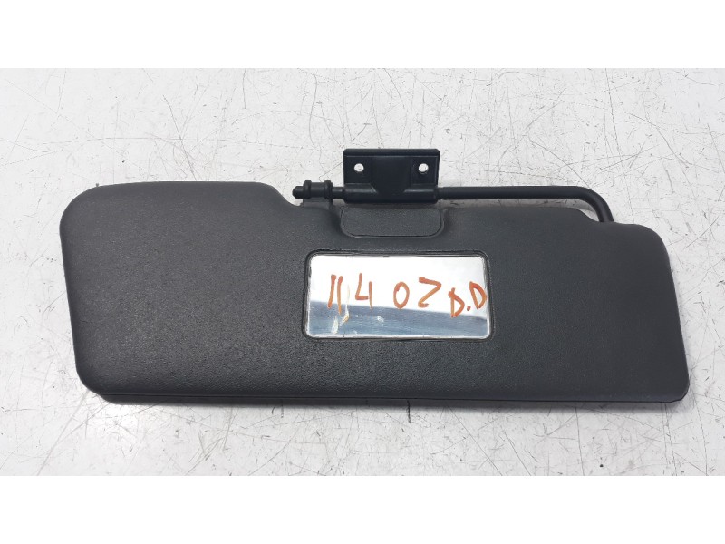 Recambio de parasol derecho para aixam sv43cf s8 referencia OEM IAM 7K129B  