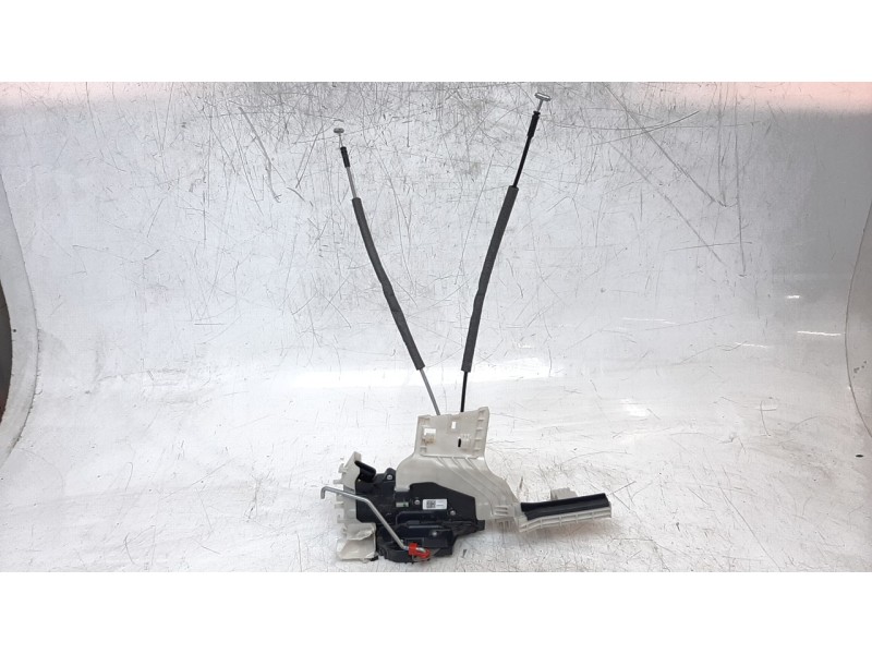 Recambio de cerradura puerta delantera derecha para hyundai santa fe 2.2 crdi cat referencia OEM IAM 81320S1020  