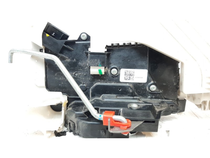 Recambio de cerradura puerta delantera derecha para hyundai santa fe 2.2 crdi cat referencia OEM IAM 81320S1020  