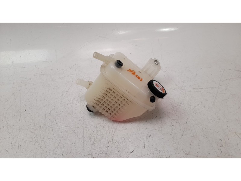 Recambio de deposito expansion para toyota corolla (e21) referencia OEM IAM 164A20T060  