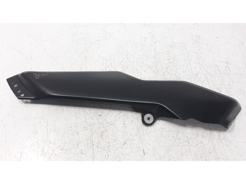 Recambio de moldura para yamaha yzf-r6 referencia OEM IAM BN62848K0000  