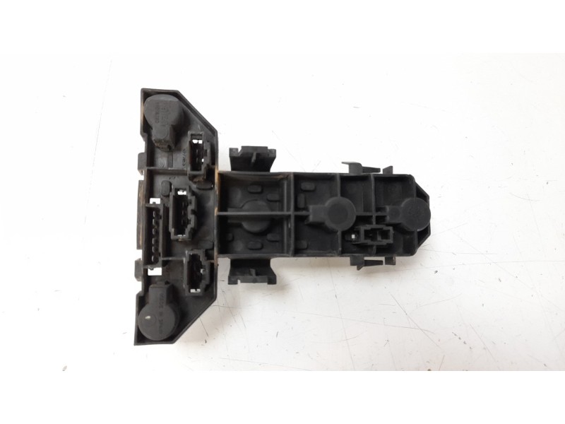 Recambio de portalamparas para volkswagen golf iv berlina (1j1) 1.9 tdi referencia OEM IAM 1J694525  