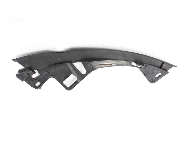 Recambio de moldura para volvo c30 2.0 d momentum referencia OEM IAM 31214664  