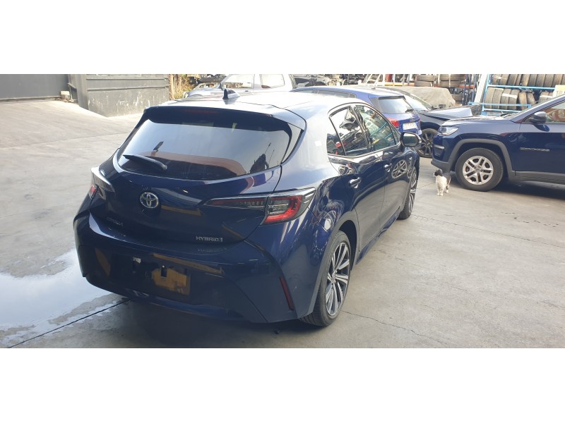 toyota corolla (e21) del año 2022