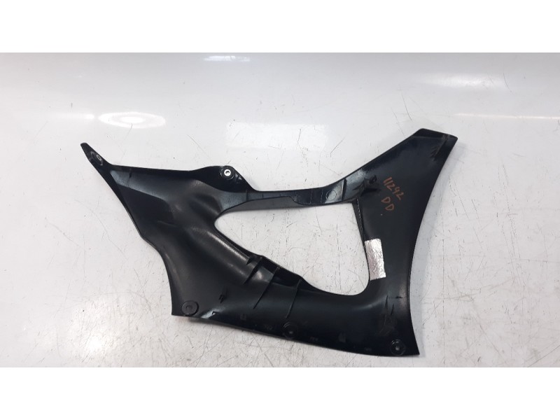 Recambio de moldura para yamaha yzf-r6 referencia OEM IAM BEB2172H00  