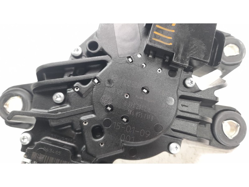 Recambio de motor limpia trasero para volkswagen polo (6c1) 1.4 tdi referencia OEM IAM 5K6955711B  