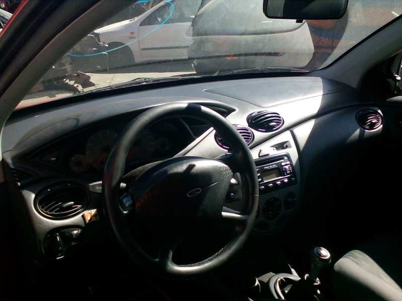 ford focus berlina (cak) del año 2002