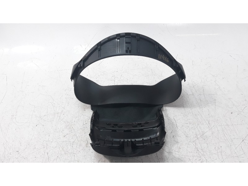 Recambio de moldura para kia stonic (ybcuv) 1.2 cat referencia OEM IAM 84831H8AA0 84851H8000 