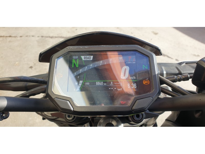 kawasaki z 900 del año 2021