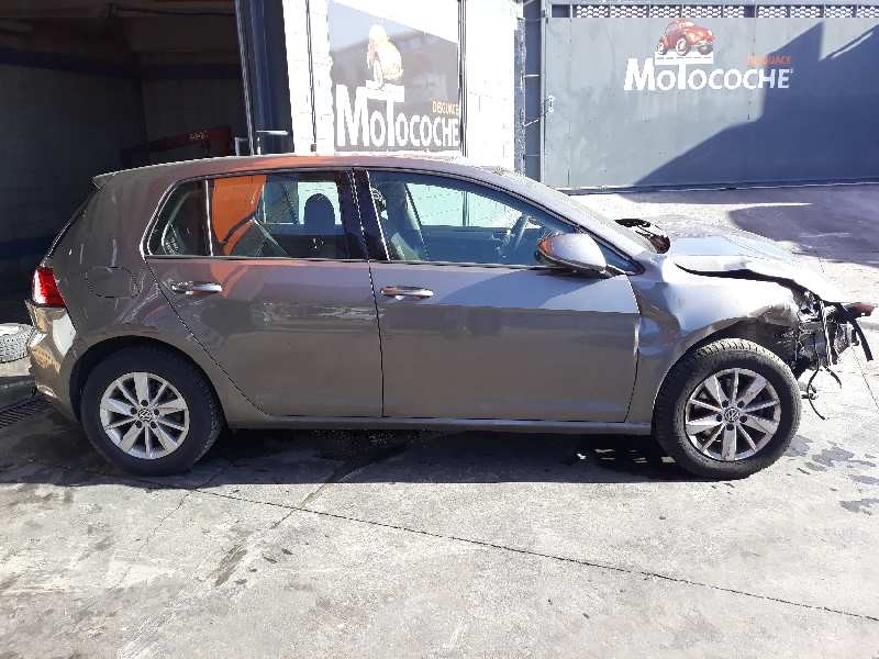 volkswagen golf vii lim. del año 2013