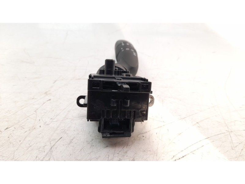 Recambio de mando intermitentes para toyota corolla (e21) referencia OEM IAM B1502D7017J910  
