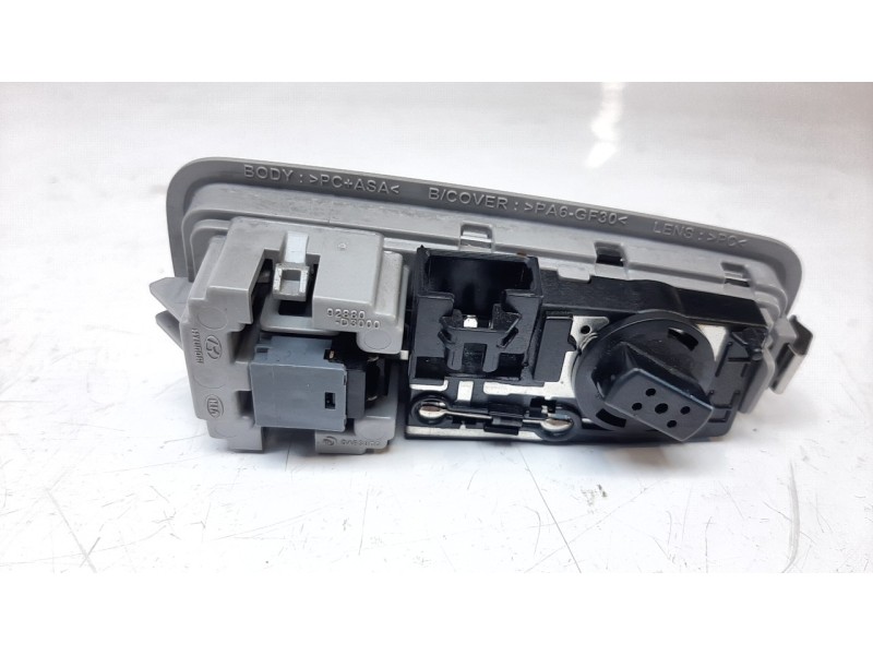 Recambio de luz interior para hyundai tucson classic blue referencia OEM IAM 92870D3000  