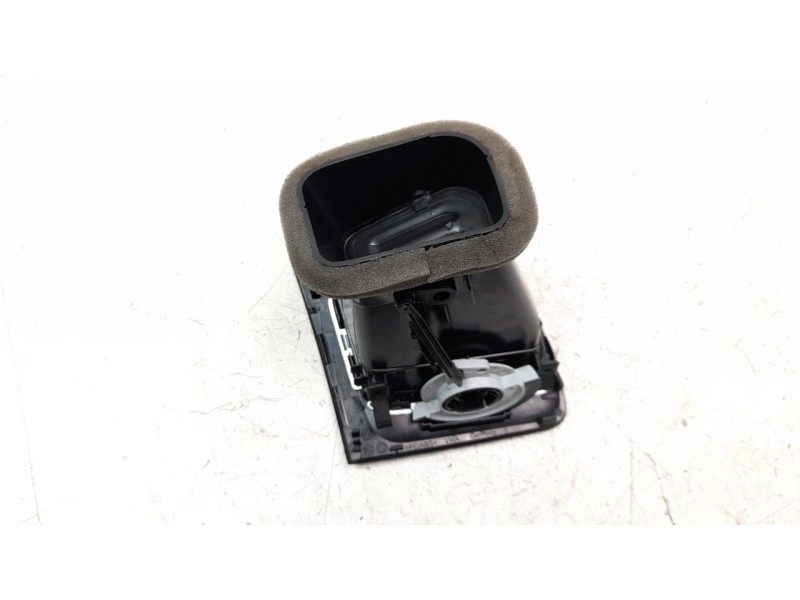 Recambio de aireador izquierdo para volkswagen golf vii lim. (bq1) 1.6 tdi referencia OEM IAM 5G1819703  