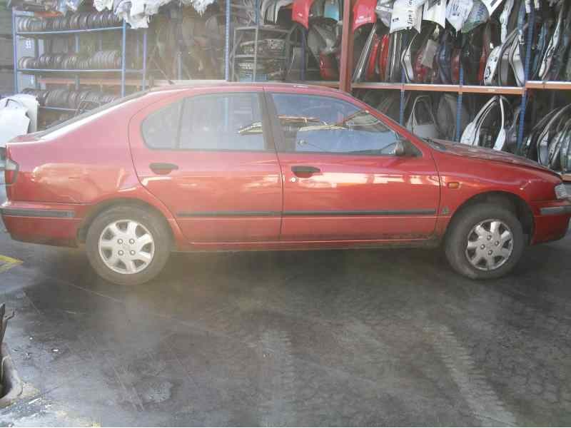 nissan primera berlina (p11) del año 1997