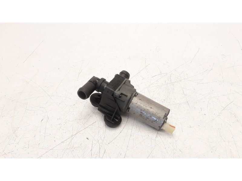 Recambio de bomba agua para bmw x1 (e84) 2.0 turbodiesel cat referencia OEM IAM 64116928246 0392020097 