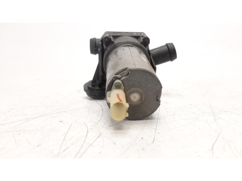 Recambio de bomba agua para bmw x1 (e84) 2.0 turbodiesel cat referencia OEM IAM 64116928246 0392020097 