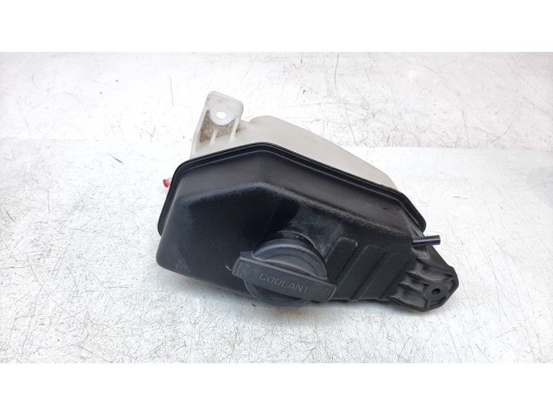 Recambio de deposito expansion para hyundai santa fe 2.2 crdi cat referencia OEM IAM 25430S1000  