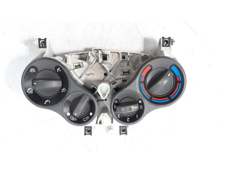 Recambio de mando calefaccion / aire acondicionado para fiat panda (169) 1.3 jtd cat referencia OEM IAM 5H0140100  