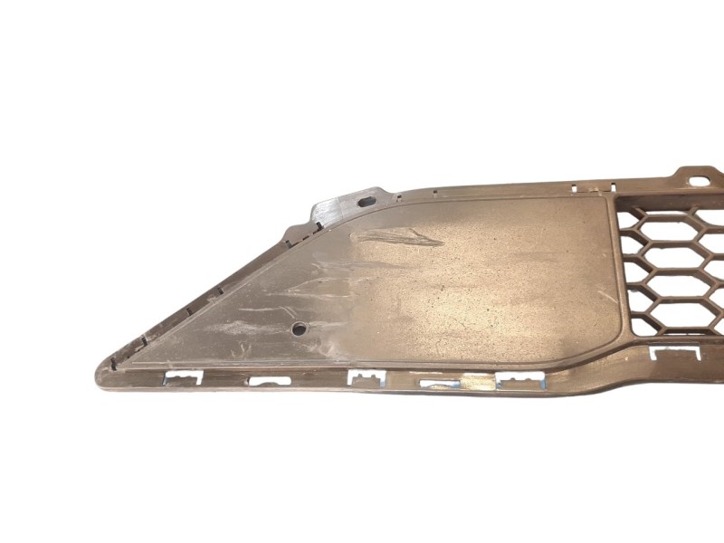 Recambio de rejilla paragolpes central para hyundai tucson classic blue referencia OEM IAM 86561D7200  